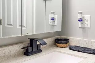 811 Beech Dr, Bolingbrook, IL 60440 - Photo 15