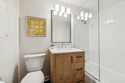 1024 W Byron Street #G, Chicago, IL 60613 - Photo 11