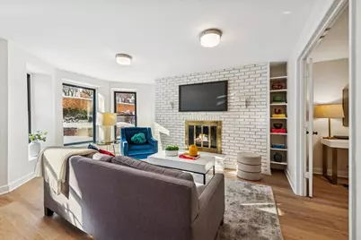 1024 W Byron Street #G, Chicago, IL 60613 - Photo 3