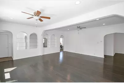 235 N Ardmore Avenue, Villa Park, IL 60181 - Photo 5