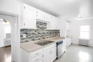 235 N Ardmore Ave, Villa Park, IL 60181 - Photo 11