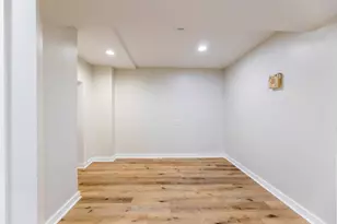 4241 S Calumet Ave, Chicago, IL 60653 - Photo 11