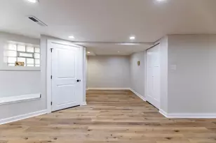 4241 S Calumet Ave, Chicago, IL 60653 - Photo 9