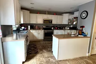 344A Cassidy Ct, Utica, IL 61373 - Photo 7