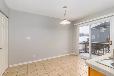 520 Lincoln Station Drive, Oswego, IL 60543 - Photo 11