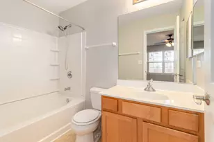 520 Lincoln Station Dr, Oswego, IL 60543 - Photo 23