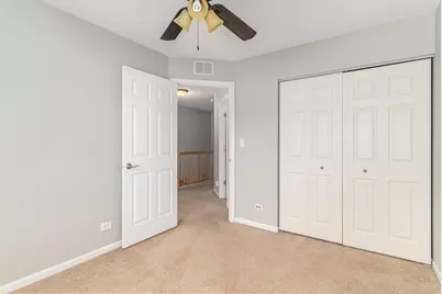 520 Lincoln Station Drive, Oswego, IL 60543 - Photo 17