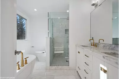 2033 Highland Avenue, Wilmette, IL 60091 - Photo 15