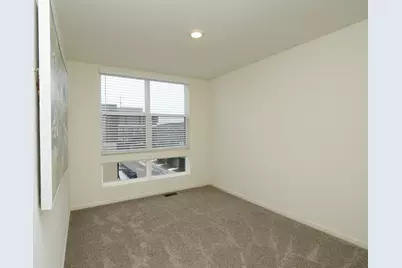 2202 Venture Drive, Schaumburg, IL 60173 - Photo 15