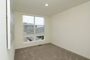 2202 Venture Dr, Schaumburg, IL 60173 - Photo 15