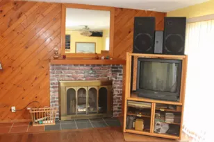 69 White Oaks Rd, Fox Lake, IL 60020 - Photo 5