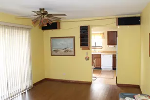 69 White Oaks Rd, Fox Lake, IL 60020 - Photo 5