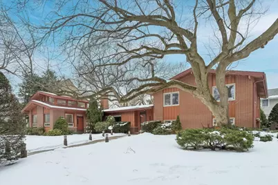 744 Sheridan Road, Evanston, IL 60202 - Photo 1