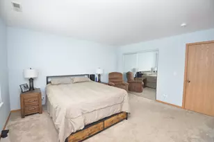 1146 E Tedy Ct, Round Lake Beach, IL 60073 - Photo 11