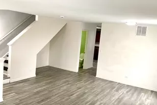 308 Niagara Dr, Volo, IL 60073 - Photo 5