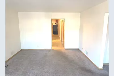 7121 W Foster Place #1, Chicago, IL 60656 - Photo 5