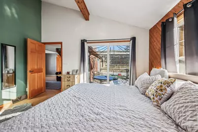 7709 E Sunset Drive, Wonder Lake, IL 60097 - Photo 13