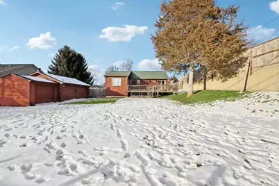 7709 E Sunset Drive, Wonder Lake, IL 60097 - Photo 25