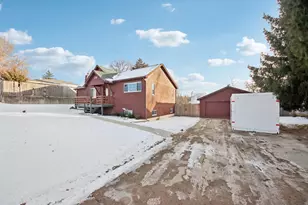 7709 E Sunset Dr, Wonder Lake, IL 60097 - Photo 29