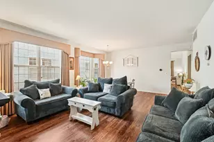 13120 Birmingham Ct, Beach Park, IL 60083 - Photo 3