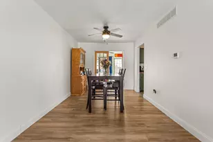 2175 N Summit Ave, Decatur, IL 62526 - Photo 9