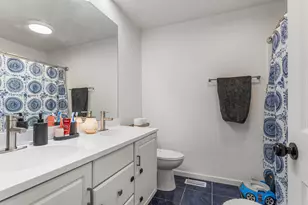 2175 N Summit Ave, Decatur, IL 62526 - Photo 25