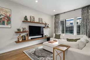 2239 W Armitage Ave, Chicago, IL 60647 - Photo 9