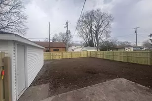 733 W Prairie St, Pontiac, IL 61764 - Photo 29