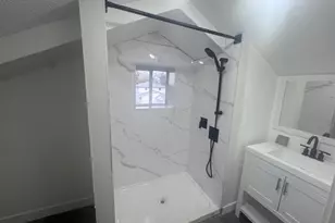 733 W Prairie St, Pontiac, IL 61764 - Photo 25