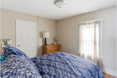 354 Woodlawn Avenue, Aurora, IL 60506 - Photo 9