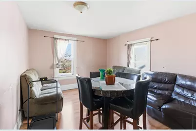 354 Woodlawn Avenue, Aurora, IL 60506 - Photo 7