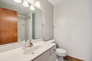 1428 Charleston Ct, Geneva, IL 60134 - Photo 17