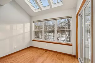 1428 Charleston Ct, Geneva, IL 60134 - Photo 9