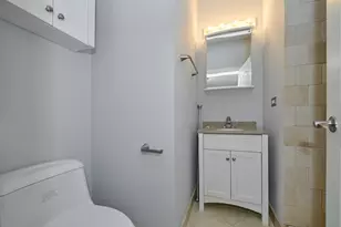 5715 N Kimball Ave, Chicago, IL 60659 - Photo 23