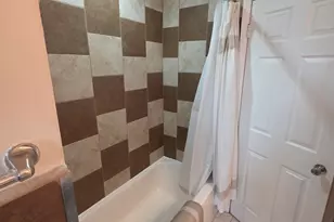 2201 Kingfisher Ln, Rolling Meadows, IL 60008 - Photo 11