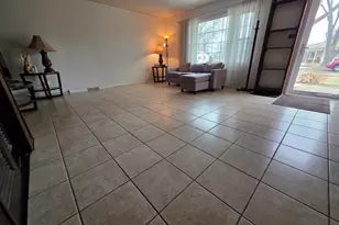 2201 Kingfisher Ln, Rolling Meadows, IL 60008 - Photo 5