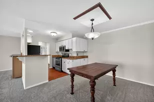 40 N Tower Rd, Oak Brook, IL 60523 - Photo 9