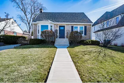 593 S Sunnyside Avenue, Elmhurst, IL 60126 - Photo 1