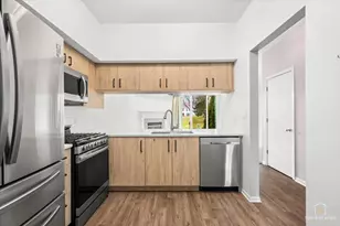 1260 Cranbrook Dr, Schaumburg, IL 60193 - Photo 11