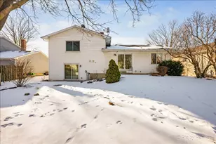 55 Duxbury Ln, Cary, IL 60013 - Photo 31