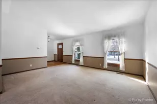 55 Duxbury Ln, Cary, IL 60013 - Photo 7