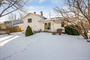 55 Duxbury Ln, Cary, IL 60013 - Photo 33