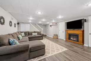 13 Callery Ct, Bolingbrook, IL 60490 - Photo 23