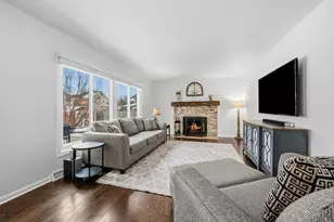 13 Callery Ct, Bolingbrook, IL 60490 - Photo 11