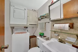 1681 N 33rd Rd, Ottawa, IL 61350 - Photo 15