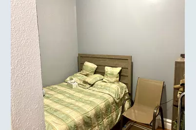 2838 S Sawyer Avenue, Chicago, IL 60623 - Photo 9