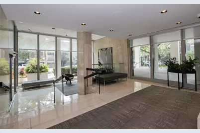 88 W Schiller Street #1707, Chicago, IL 60610 - Photo 3