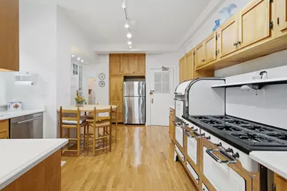 232 E Walton Place #3E, Chicago, IL 60611 - Photo 15