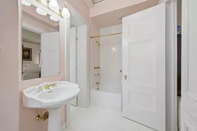 232 E Walton Place #3E, Chicago, IL 60611 - Photo 23