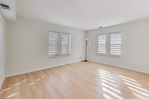 1 W Oak Ave, La Grange Park, IL 60526 - Photo 5